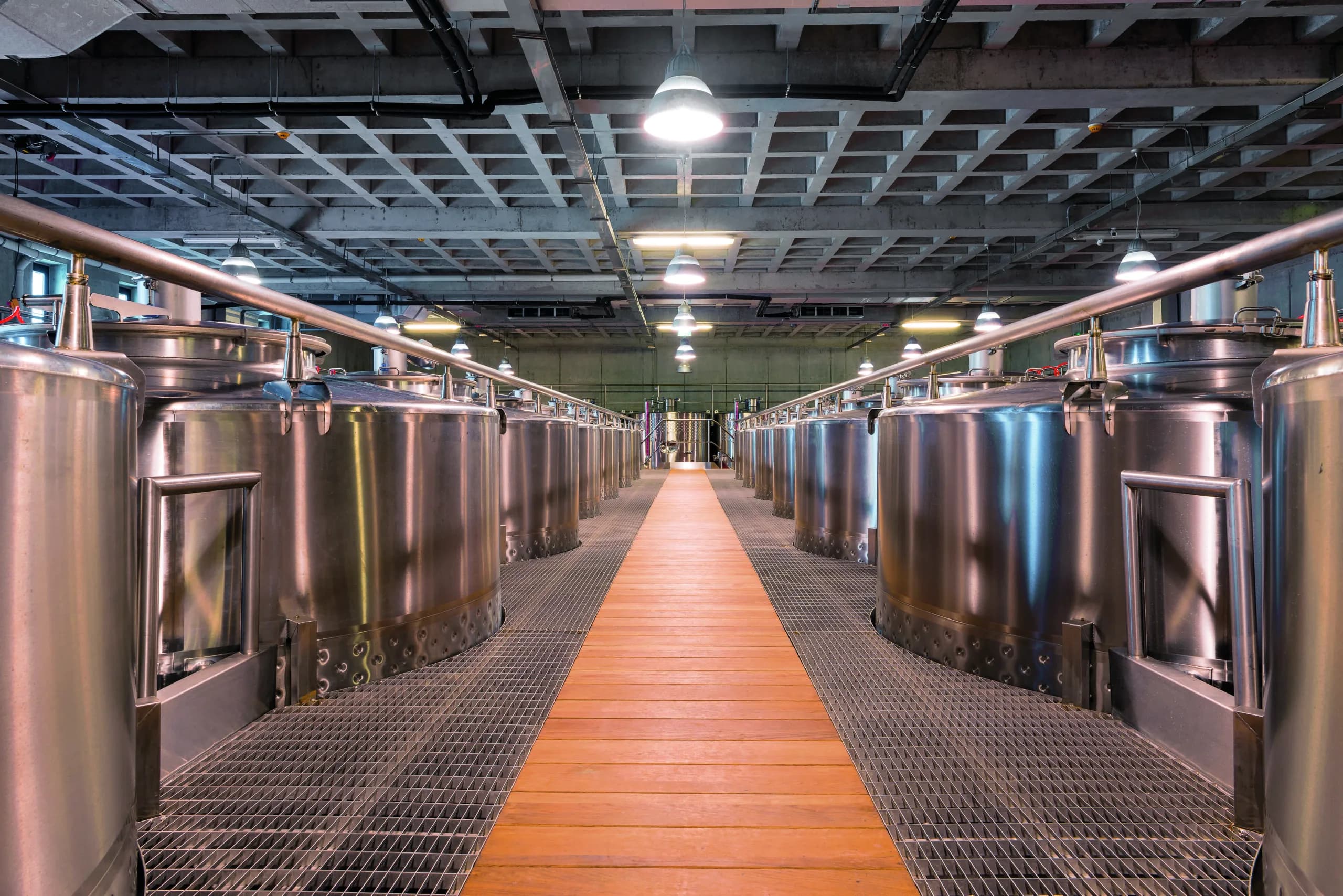 Stainless steel tanks in the Rasova cellar