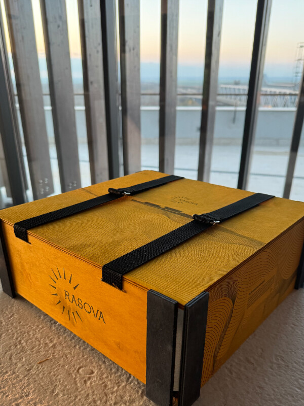 Cutie Vin CADOURI 4 sticle